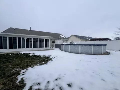 901 Vanlaningham Dr, Mattoon, IL 61938 photo 37