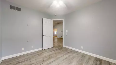 901 Vanlaningham Dr, Mattoon, IL 61938 photo 28
