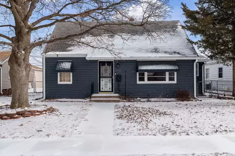 4903 Illinois St, Loves Park, IL 61111