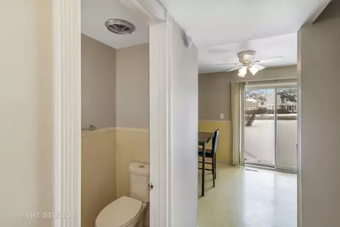 Entry Way - 1871 Grantham Pl, Hoffman Estates, IL 60169 photo 1 of 1