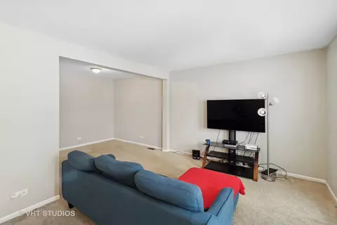 Other - 1871 Grantham Pl, Hoffman Estates, IL 60169 photo 2 of 4
