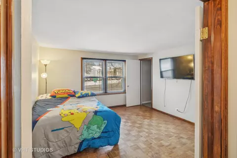 Bedroom - 1871 Grantham Pl, Hoffman Estates, IL 60169 photo 1 of 3