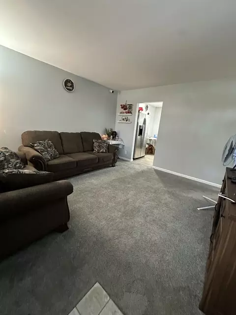 Living - 220 Creekside Dr, Bolingbrook, IL 60440 photo 1 of 2