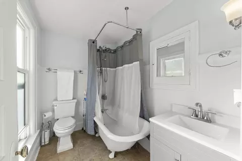 483 Barrett St, Elgin, IL 60120 photo 26