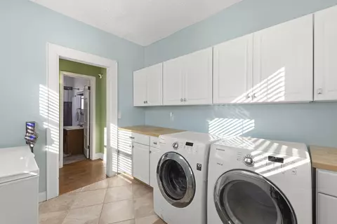 483 Barrett St, Elgin, IL 60120 photo 14