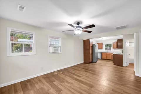 1302 W Springfield Ave, Champaign, IL 61821 photo 12