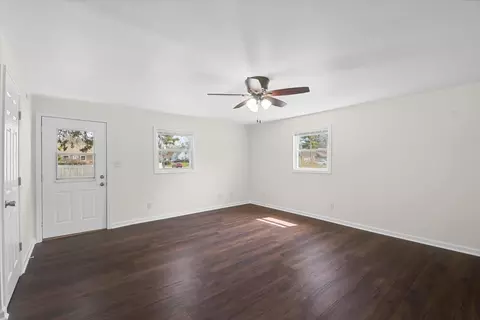 1302 W Springfield Ave, Champaign, IL 61821 photo 2