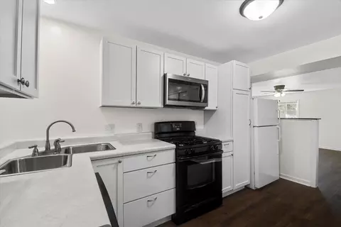 1302 W Springfield Ave, Champaign, IL 61821 photo 5