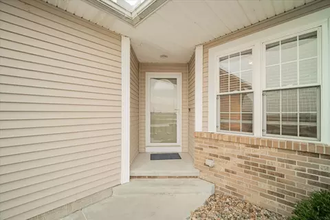 2885 E Raab Rd, Normal, IL 61761 photo 4