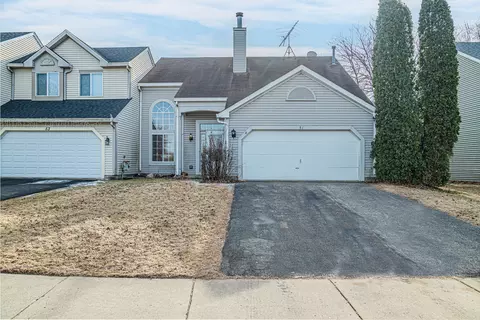 51 E Country Walk Dr, Round Lake Beach, IL 60073