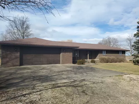 Other - 439 E Lincoln Ave, Onarga, IL 60955 photo 1 of 8
