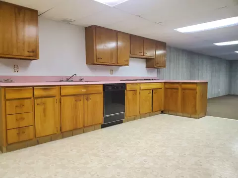 Kitchen - 439 E Lincoln Ave, Onarga, IL 60955 photo 2 of 2