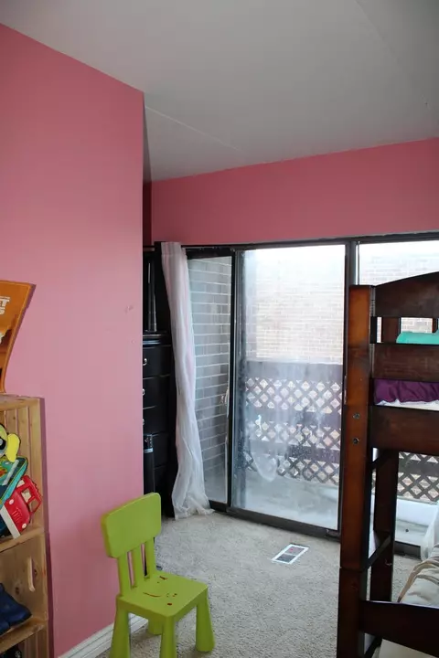 Bedroom - 1702 Kenneth Cir, Elgin, IL 60120 photo 1 of 6