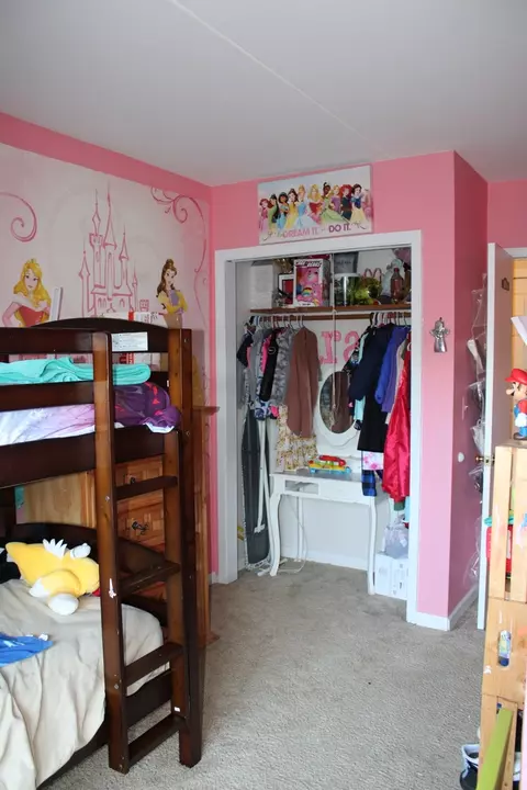 Other - 1702 Kenneth Cir, Elgin, IL 60120 photo 5 of 10