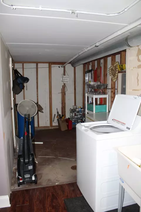 Other - 1702 Kenneth Cir, Elgin, IL 60120 photo 9 of 10