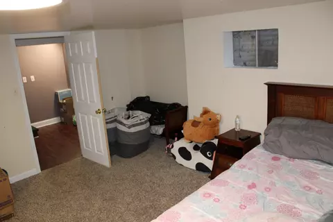Bedroom - 1702 Kenneth Cir, Elgin, IL 60120 photo 6 of 6