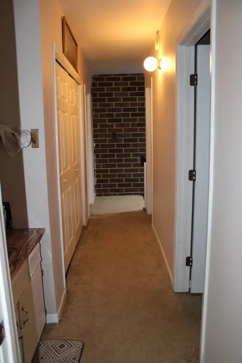 Entry Way - 1702 Kenneth Cir, Elgin, IL 60120 photo 2 of 3