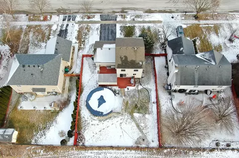 View/Area - 2805 Crested Butte Trl, Plainfield, IL 60586 photo 3 of 4