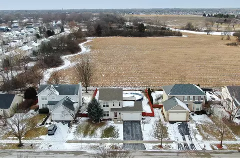 View/Area - 2805 Crested Butte Trl, Plainfield, IL 60586 photo 2 of 4
