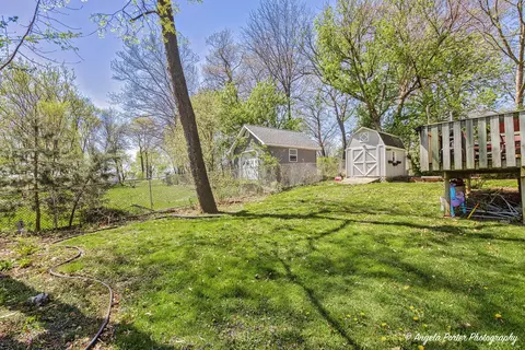 Exterior - 119 Eagle Point Rd, Fox Lake, IL 60020 photo 6 of 9