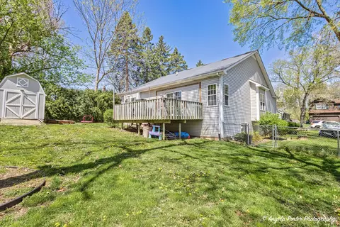 Exterior - 119 Eagle Point Rd, Fox Lake, IL 60020 photo 5 of 9
