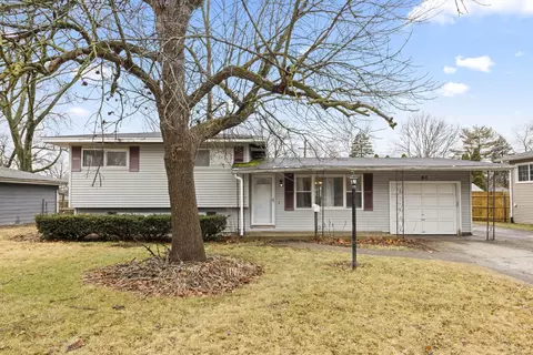 61 Circle Dr E, Montgomery, IL 60538