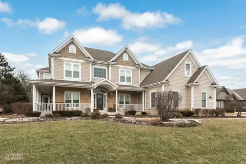 5977 Whitetail Ridge Dr, Yorkville, IL 60560