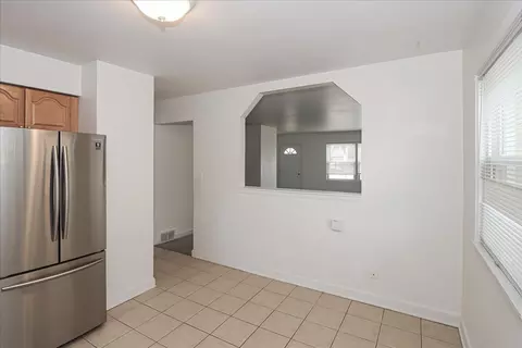 449 Elmhurst Rd, Mount Prospect, IL 60056 photo 12