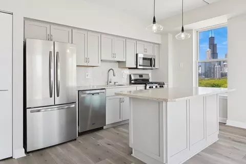 Kitchen - 5 E 14th Pl #801, Chicago, IL 60605 photo 2 of 2