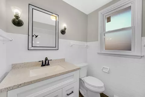 Bath - 3624 217th St, Matteson, IL 60443 photo 1 of 2