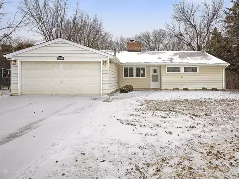 18 W711 13th St, Lombard, IL 60148
