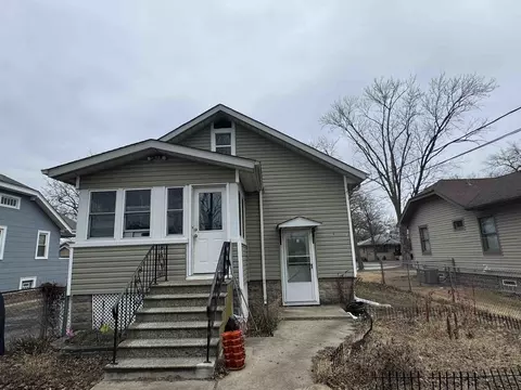Exterior - 2525 183rd St, Lansing, IL 60438 photo 2 of 3