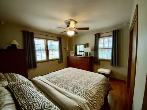 Bedroom - 705 Whitlock Ave, Aurora, IL 60506 photo 1 of 2