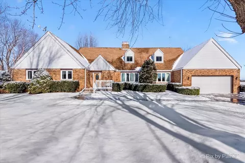 48 W916 Il Route 64, Maple Park, IL 60151