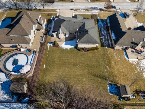 View/Area - 19840 Ryan Ct, Mokena, IL 60448 photo 6 of 8