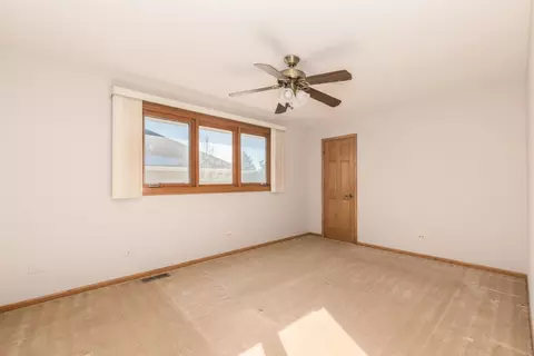 Bedroom - 19840 Ryan Ct, Mokena, IL 60448 photo 5 of 8