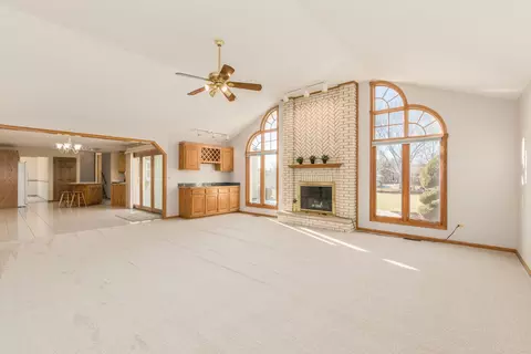 Living - 19840 Ryan Ct, Mokena, IL 60448 photo 8 of 9