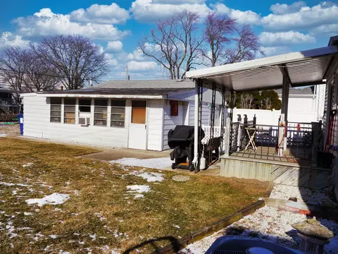 Exterior - 7608 S Thomas Ave, Bridgeview, IL 60455 photo 5 of 8