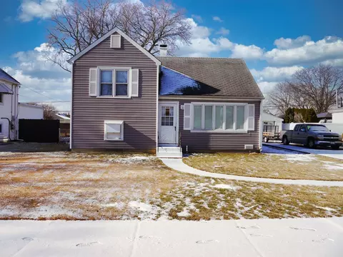 7608 S Thomas Ave, Bridgeview, IL 60455