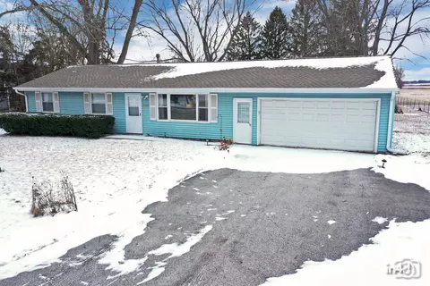7 S202 Mary Dr, Big Rock, IL 60511