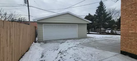7824 Stickney Ave, Bridgeview, IL 60455 photo 25