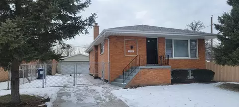 7824 Stickney Ave, Bridgeview, IL 60455 photo 3