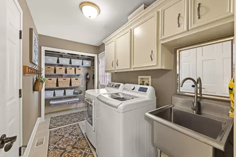 1698 Ithaca Dr, Naperville, IL 60565 photo 14