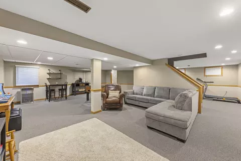1698 Ithaca Dr, Naperville, IL 60565 photo 24