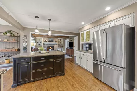 1698 Ithaca Dr, Naperville, IL 60565 photo 11