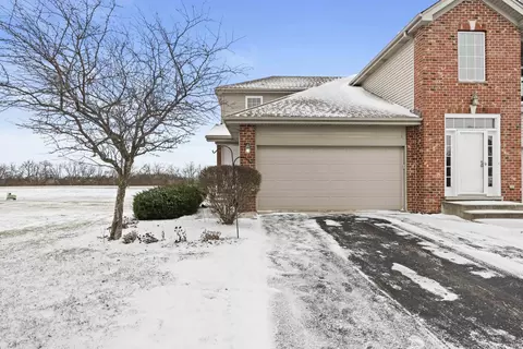 30125 Autumn Dr, Beecher, IL 60401