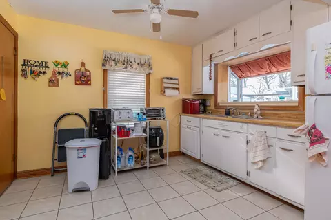 115 Eagle Point Rd, Fox Lake, IL 60020 photo 7