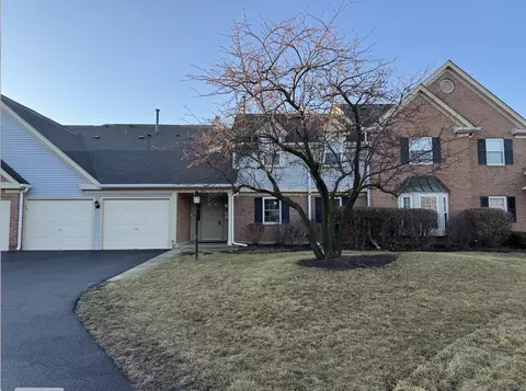 204 Dublin Ln #X1, Schaumburg, IL 60194
