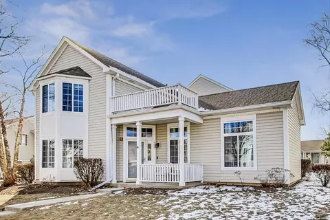 413 E Victoria Cir #413, North Aurora, IL 60542