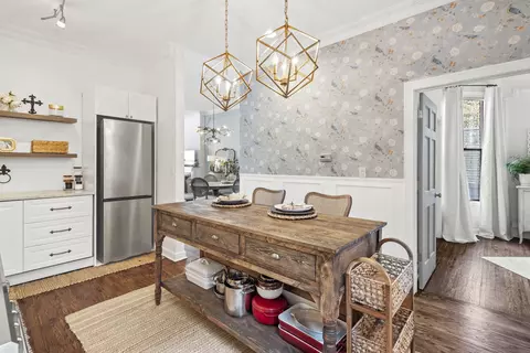 Kitchen - 17 E Division St #3E, Chicago, IL 60610 photo 4 of 5